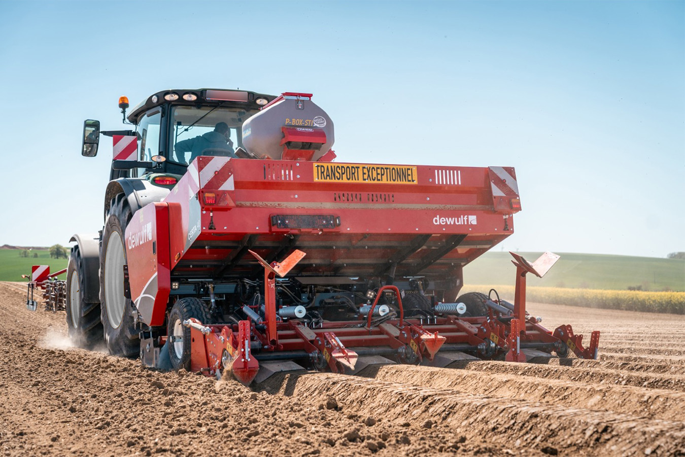 De nieuwe Dewulf Certa 40 aardappelpootmachine is vanaf nu beschikbaar via Steenbergen Mechanisatie
